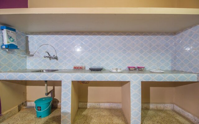 OYO 19876 Home Classic 2BHK Near Carmona Beach