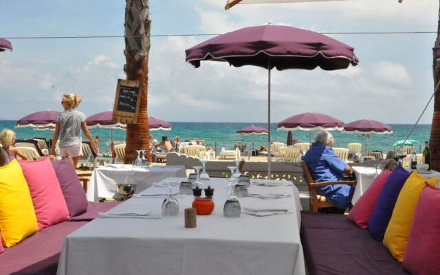 Quaint Holiday Home in Lorgues with Pool