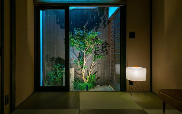 Yorozuha Machiya House