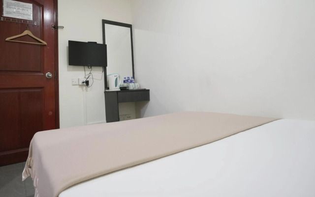 Amrise Hotel