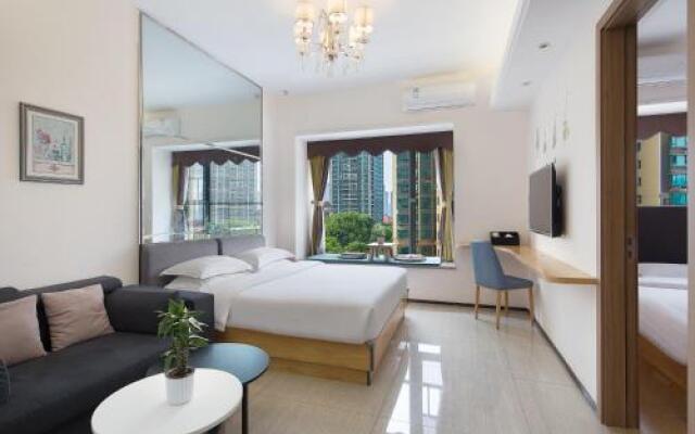 Xin Yue Zhi Lv Hotel
