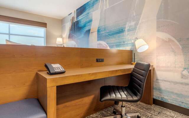 Cambria Hotel Davenport Quad Cities