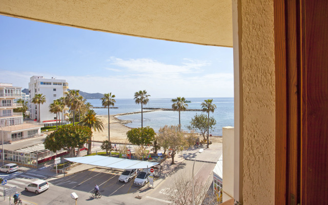 Sol y Mar Apartments
