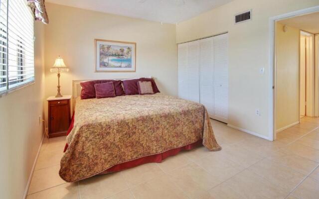 Sunset Chateau 611