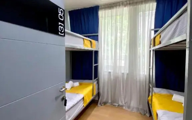Queen Hostel
