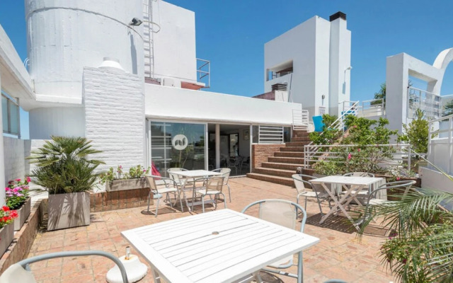 Urquiza Apart Hotel & Suites
