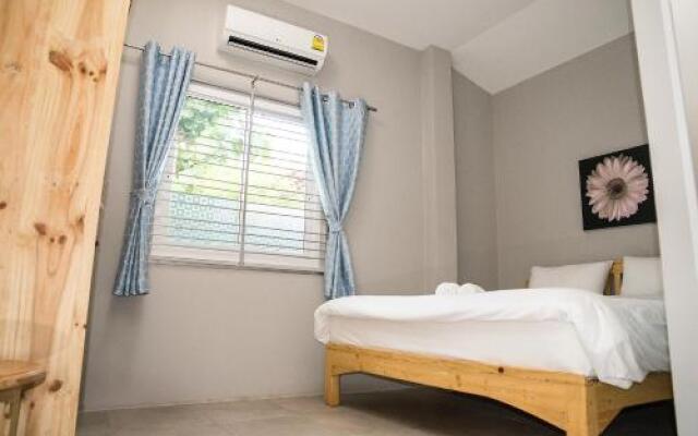 Bann Income Holiday House