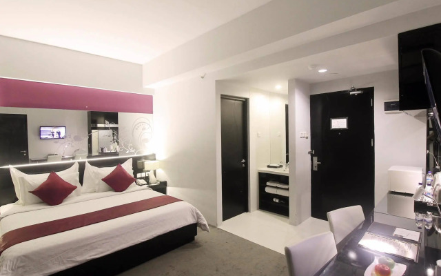 Grand Darmo Suite by AMITHYA
