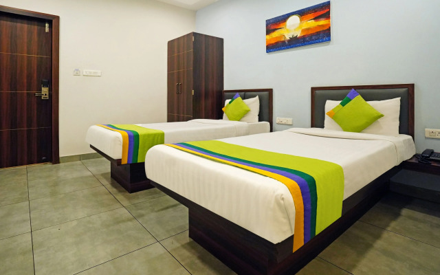 Treebo Lazystay Grand Patia