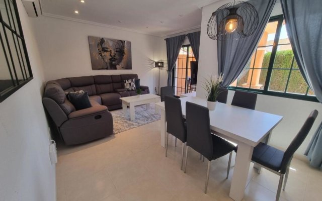 4 Bedroom Modern Villa Private Pool Campoamor 800m from Beach