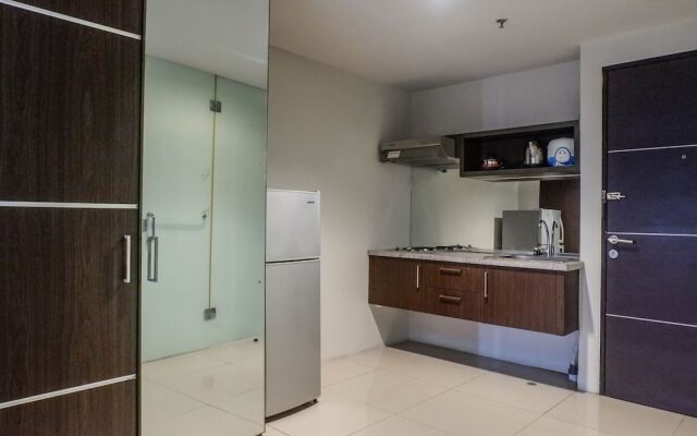 Classic Modern Studio Room Apartment at The Square Surabaya