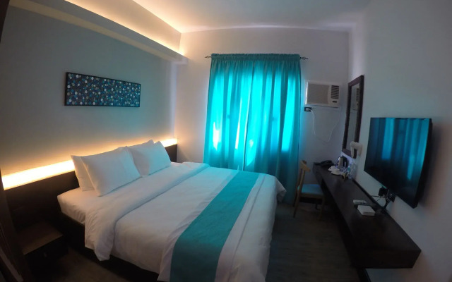 Twin Tides Panglao