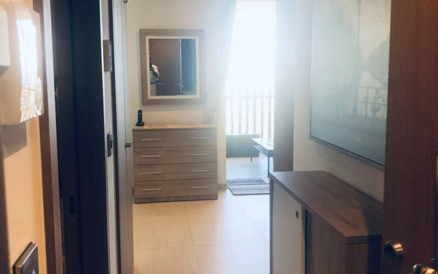 Westone Suite710-hosted by Sweetstay