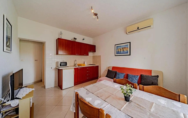 Apartments by the sea Lumbarda, Korcula - 4348