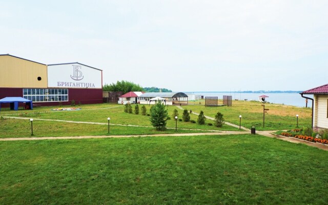 Отель «Бригантина»