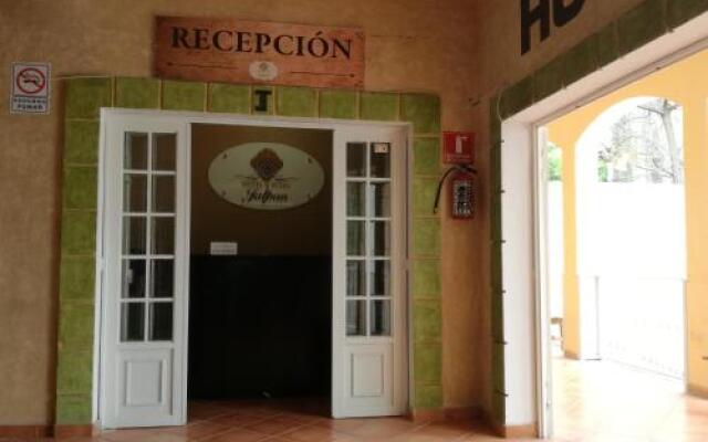 Hotel y Plaza Jalpan