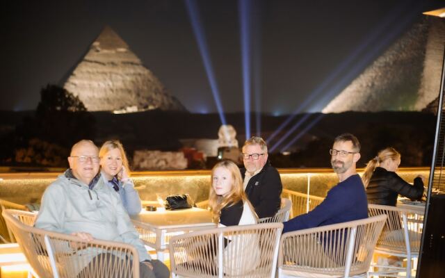 Shadow Pyramids View INN