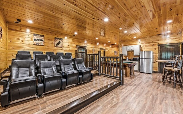 The Majestic Pine Retreat 13 Bedroom Home by Redawning