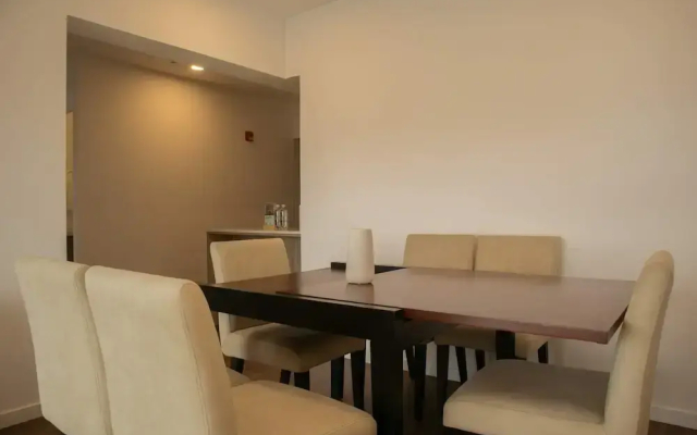 w Delightful 2BR w Balcony in Miraflores