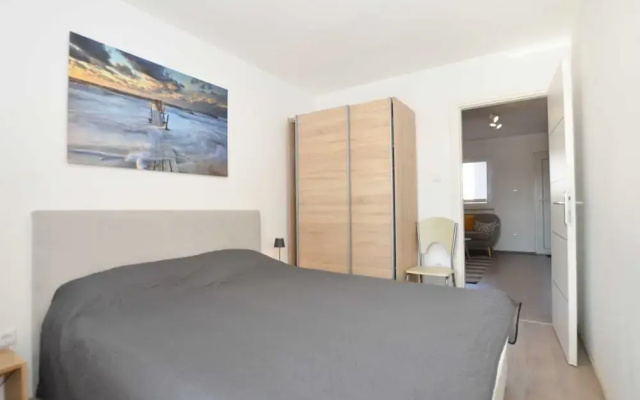 Tranquil and Bright Apartment With Loggia