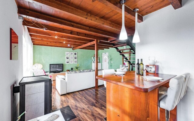 Nice Home in Valbandon With Wifi and 2 Bedrooms