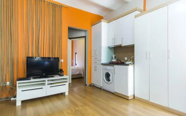 Athena Suites