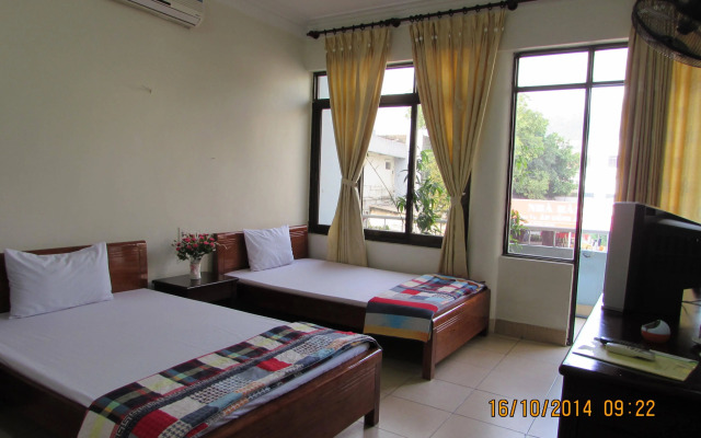 Viet Nhat Halong Hotel