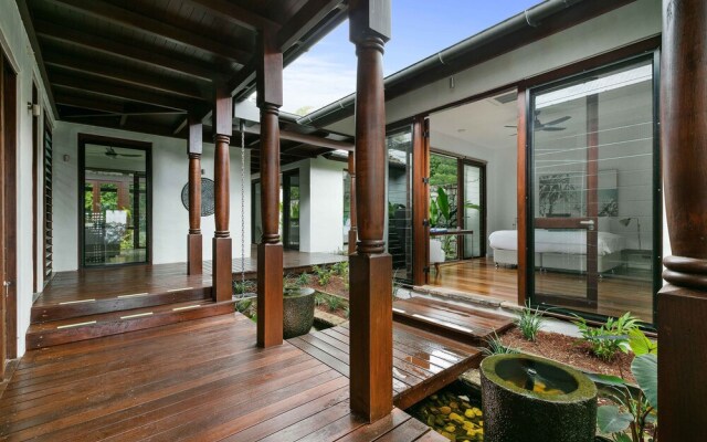 Esprit 9 Palm Cove
