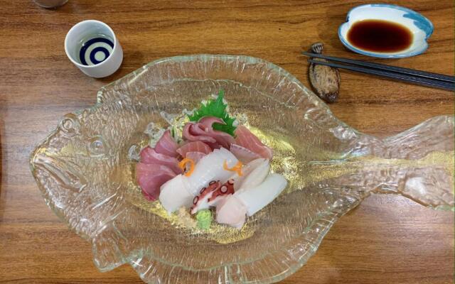 B&B MIKAWA - Kanazawa Fish Harbour