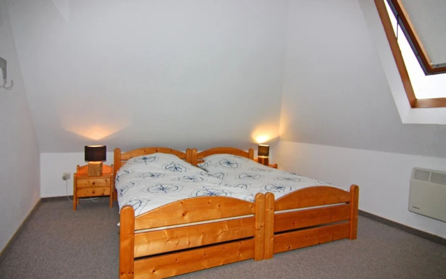 Wohnung in Wenkendorf mit Garten