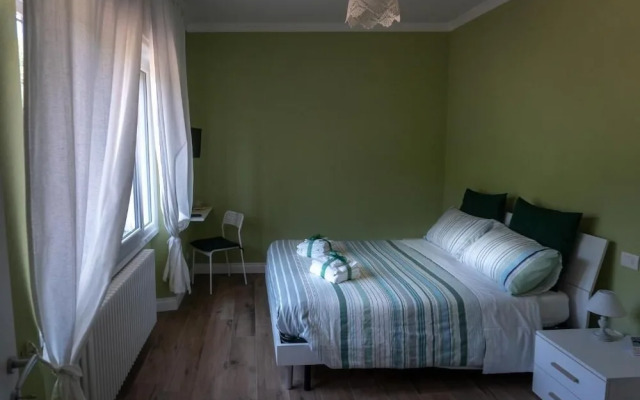 La Rosa Tra i Laghi B&B