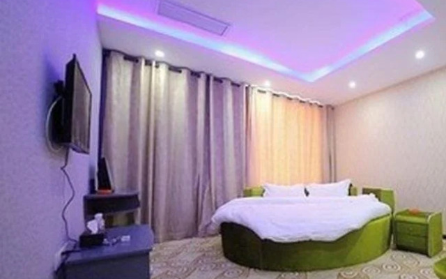Xinzhilian Ning'ai Love Hotel