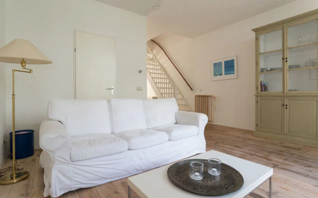 Oud-West Area Apartments