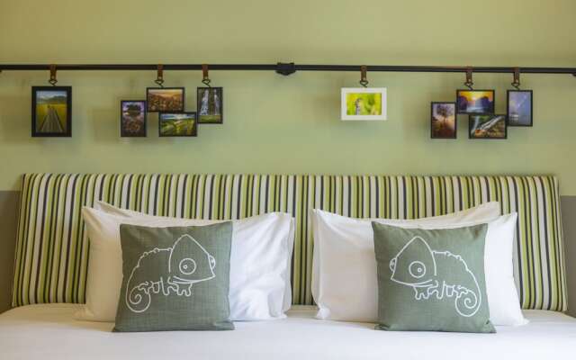 Chamemon Bed Phuket Town