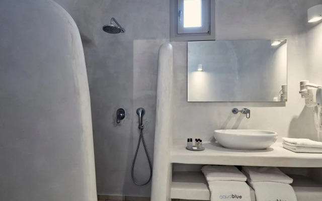 Aqua Blue Hotel