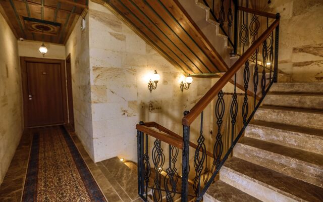 Milat Cave Hotel