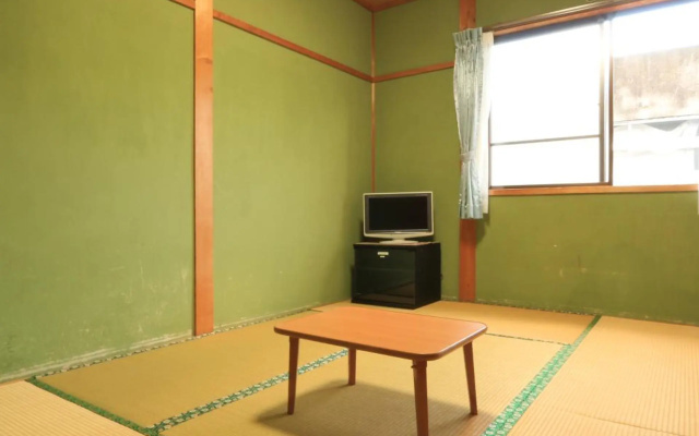 Minshuku Miyanourasou – Guest Rooms – Yakushima