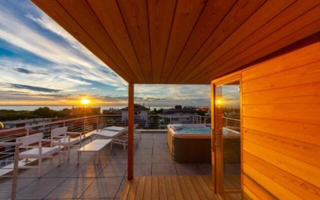 Soleis Sea View Spa Apartment