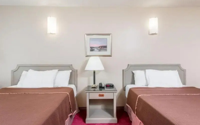 Howard Johnson Inn London