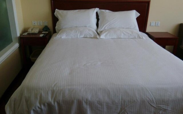 Changbaishan Huaying Business Hotel