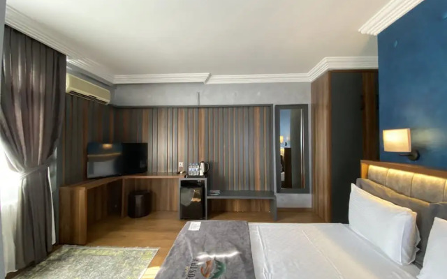 Rhisos Gold Otel