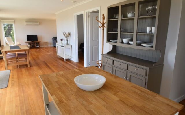 Freycinet Sanctuary at Oyster Bay