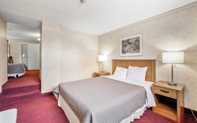 Royal Inn and Suites at Guelph
