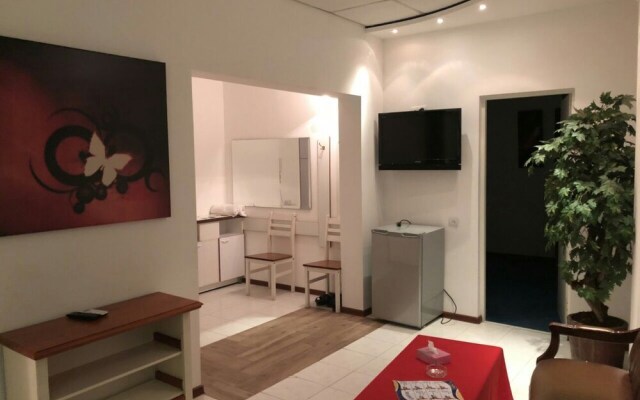 No Problem Hotel at Glinka Street