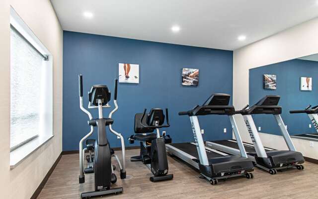 Comfort Suites Grove City - Columbus South