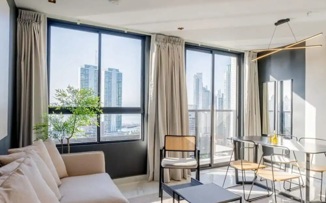 w Amazing 1BR With Beautiful View in Calle 50