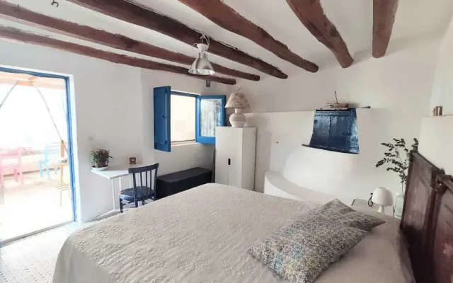 Tipica Casa Eoliana con due Camere d Letto