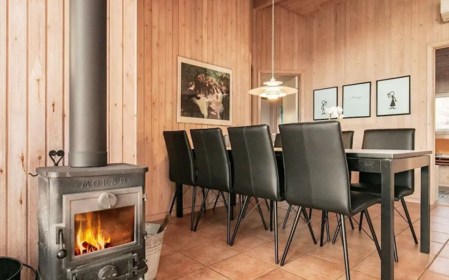 8 Person Holiday Home in Humble
