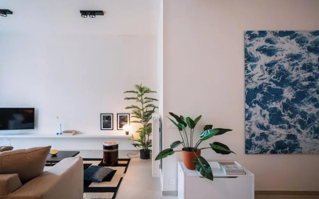 River View Residence - City Center