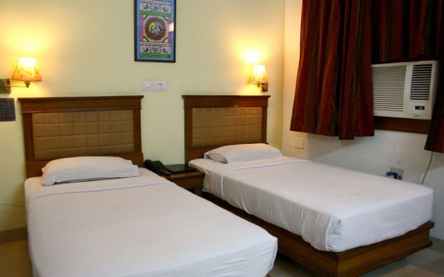 Hotel Pooja Palace